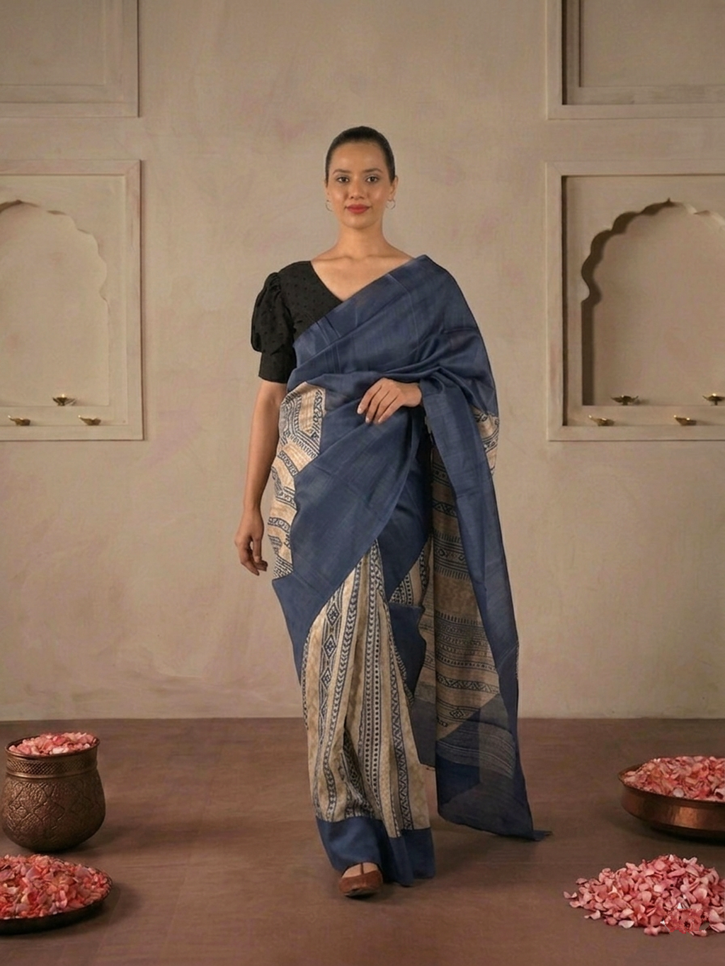 NEELAAROHI
